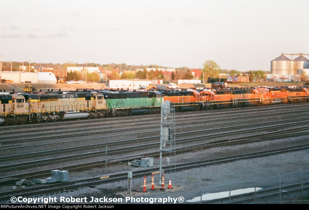 Stored BNSF locos!!!!